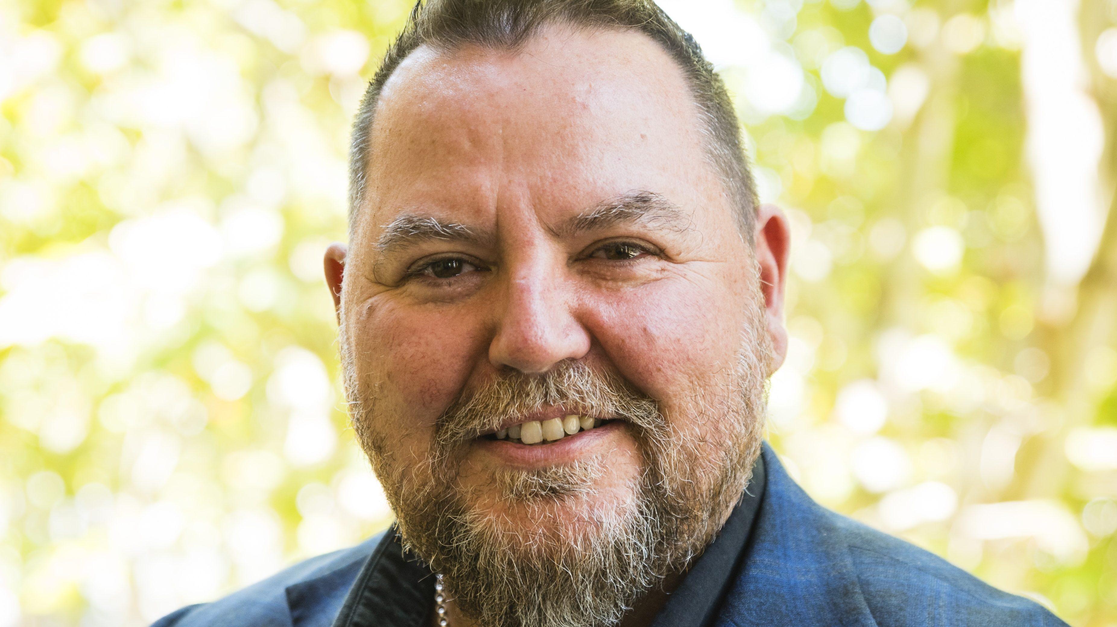 Steve headshot 23