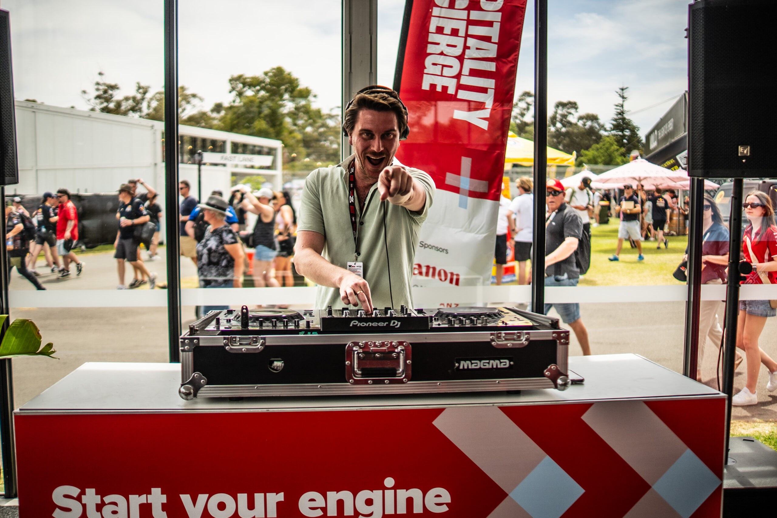 Trackside DJ