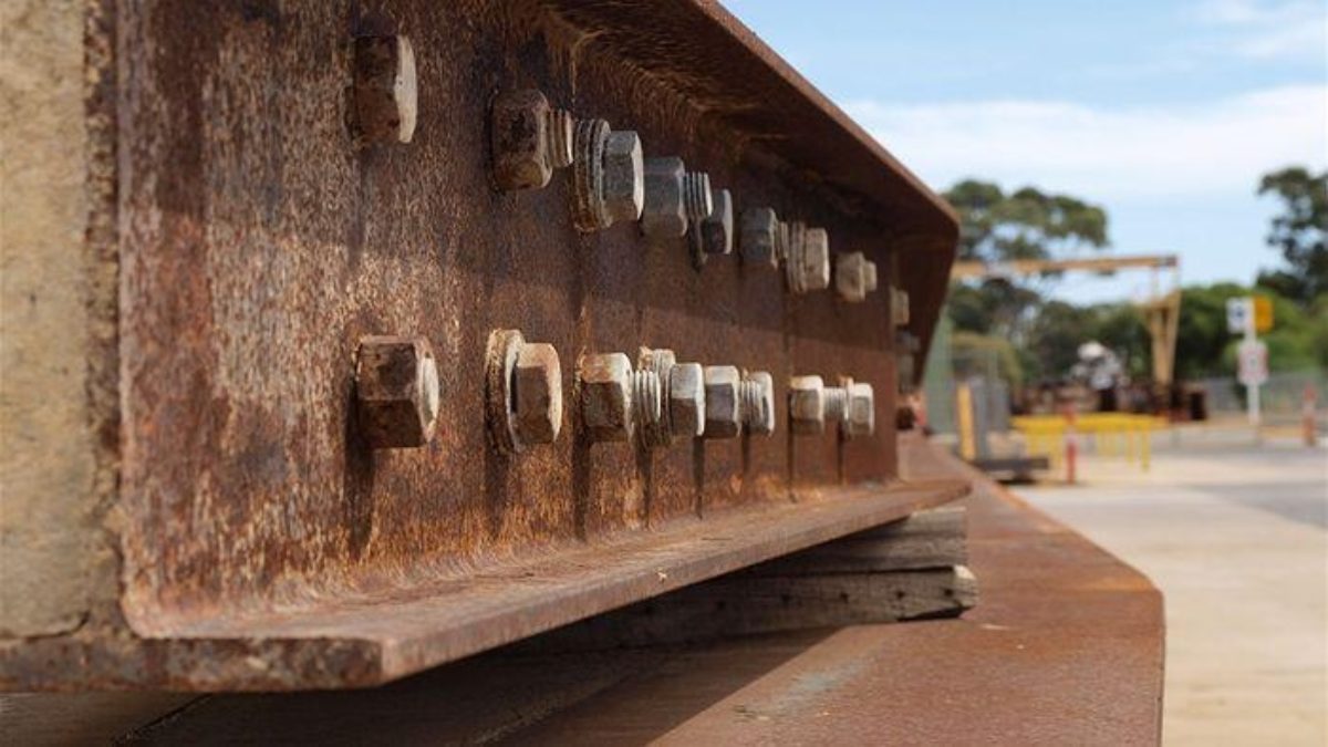 Stobie poles