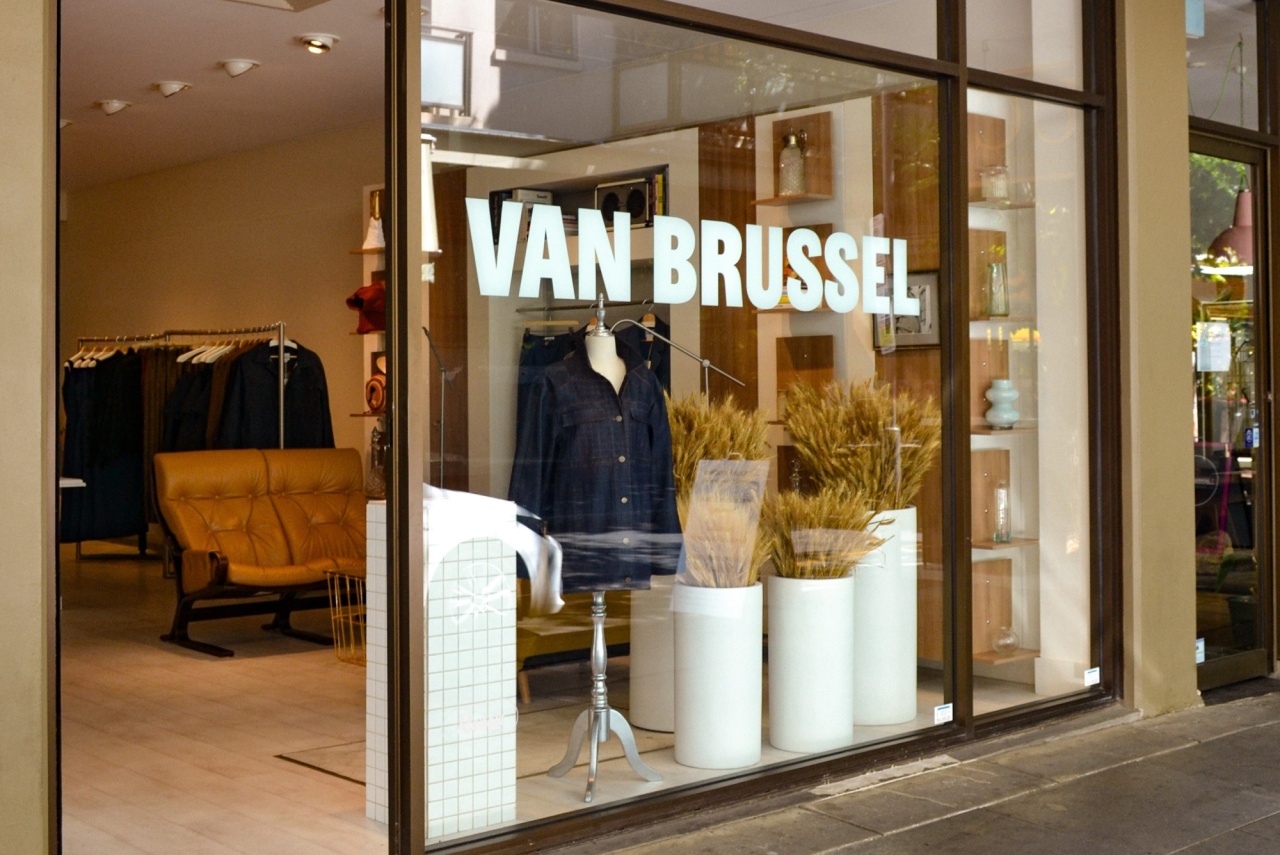 VAN BRUSSEL shop landscape