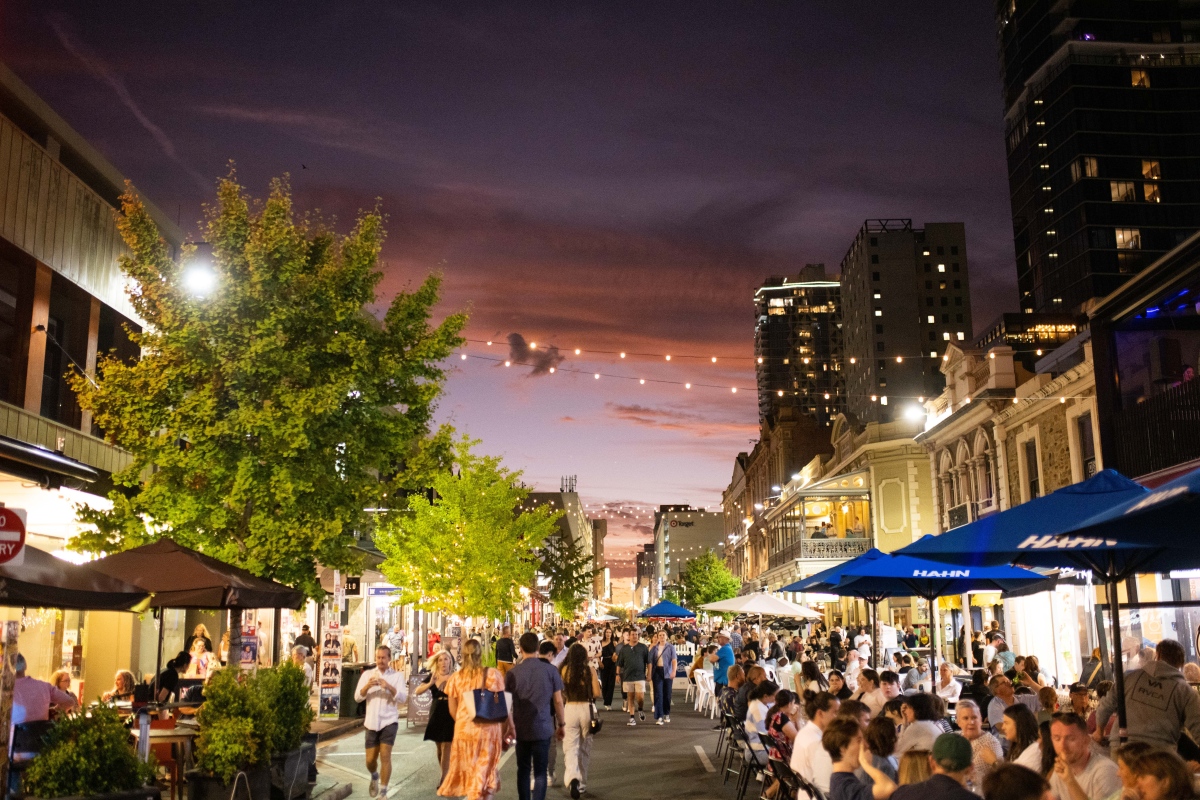 Co A East End Unleashed Morgan Sette 114 1 DDKN53