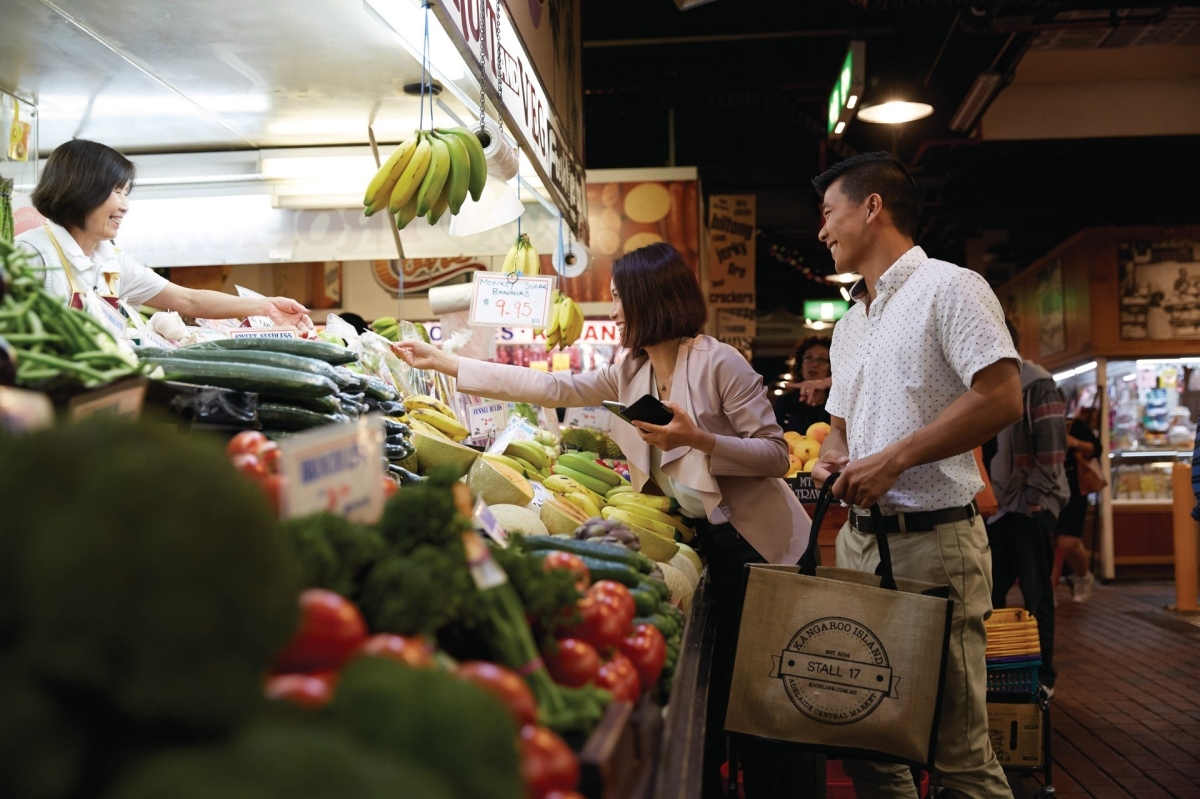 U Park Central Market
