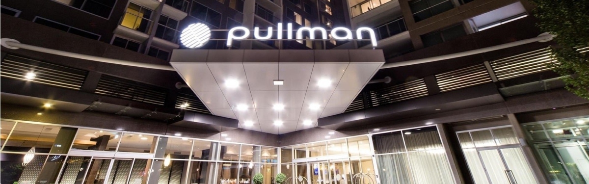 Pullman hotel 1600x500 min