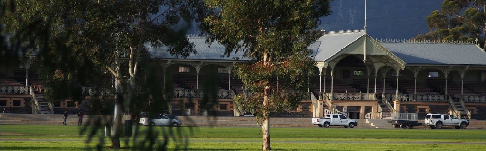 Victoria park 1600x500 min