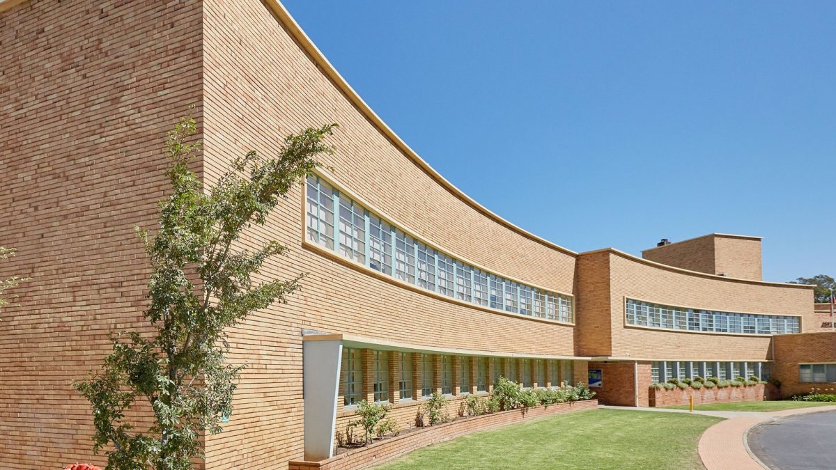 Adelaide High School image