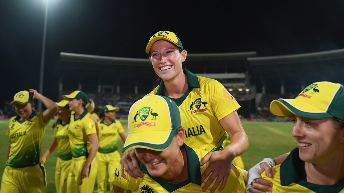 Megan schutt on shoulders getty images