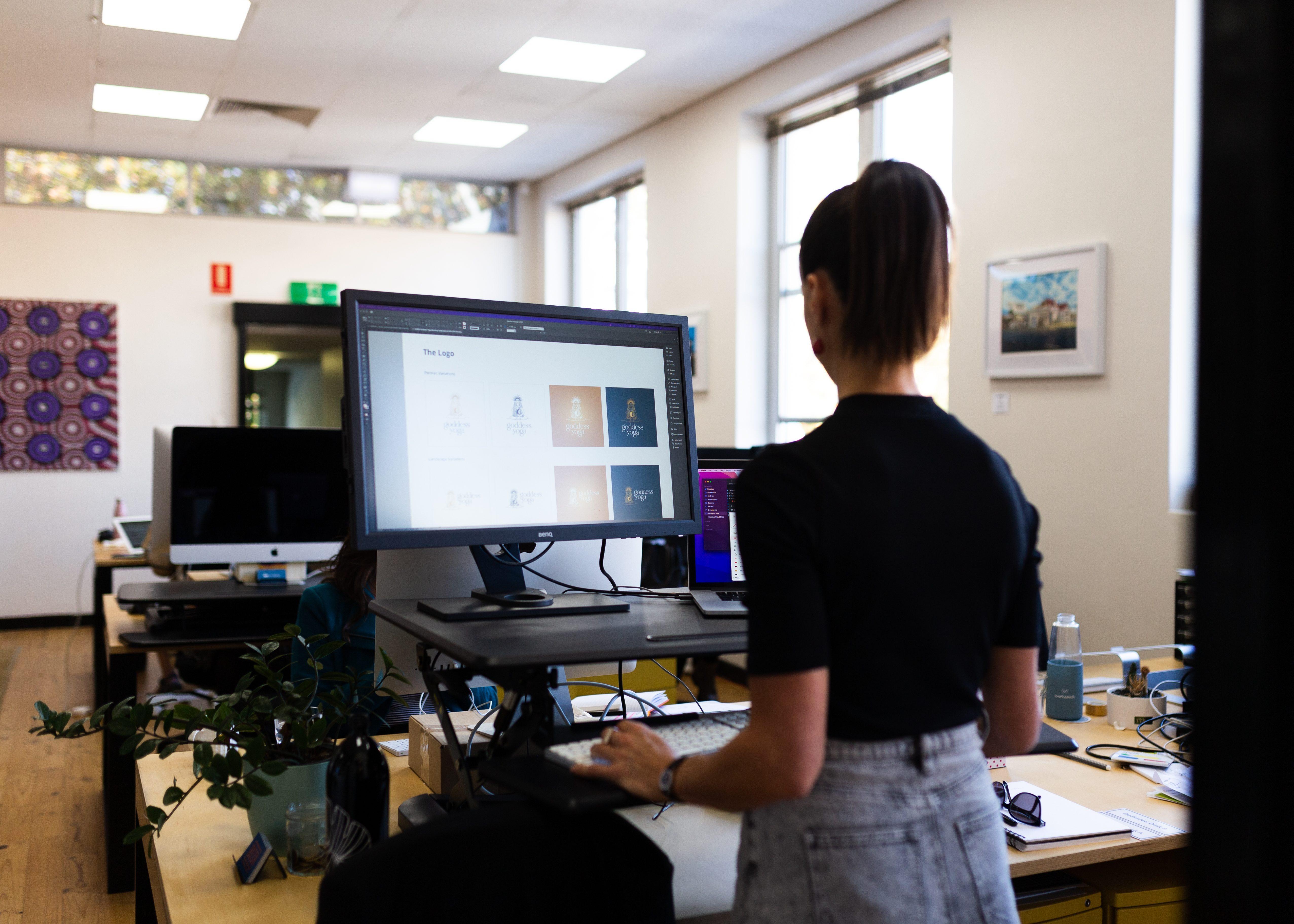 Resident Desk