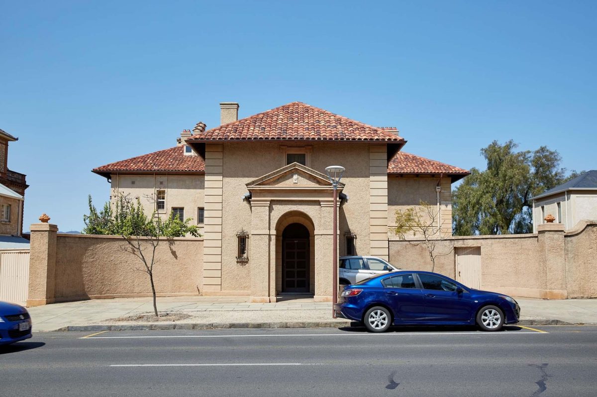 Dwelling ('Nurney House'), including Loggia, Garden, Sheds, Laundry