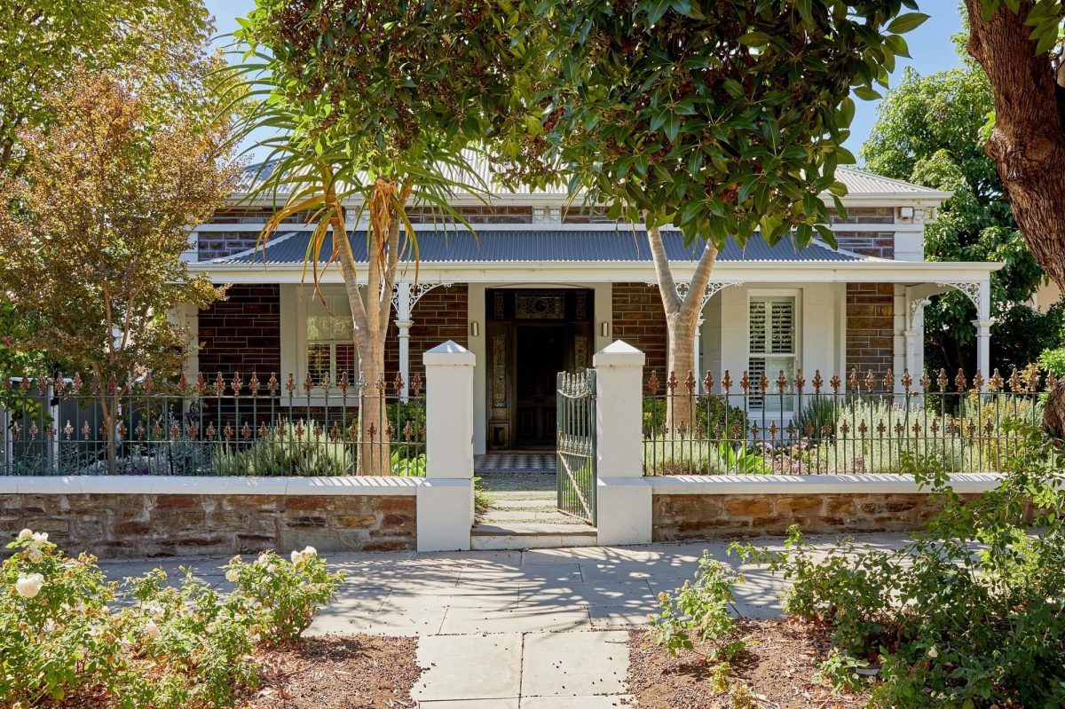 House and fence 1417 Mills Terrace (known as 16 Mills Terrace) NORTH