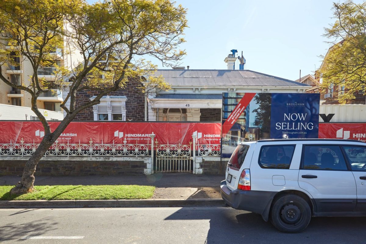 Dwelling ('Brougham House') & former Stable 4851 Brougham Place