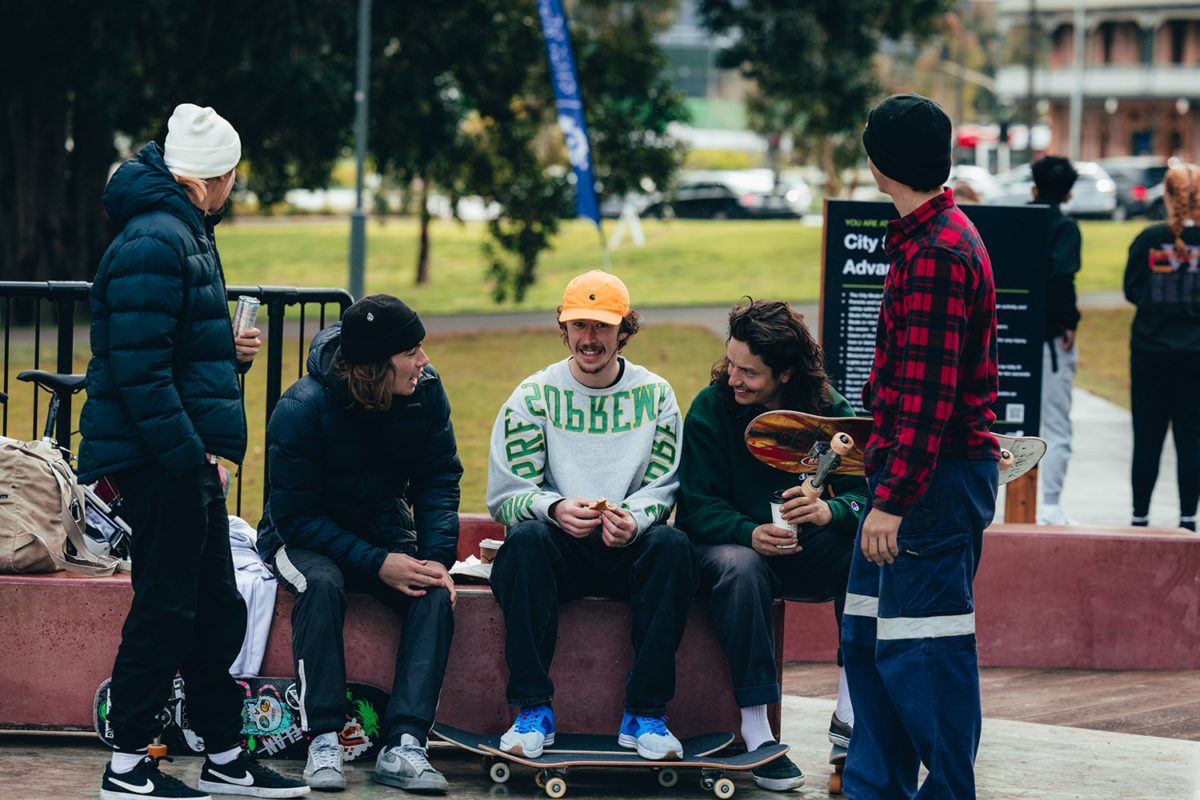 City skate young people in the plaza