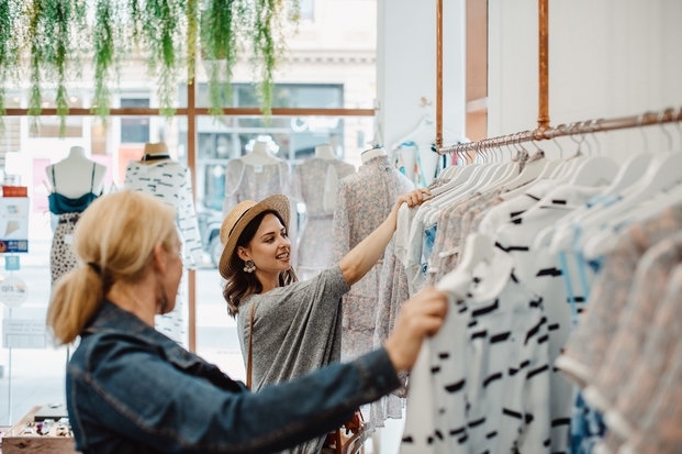 Shopping east