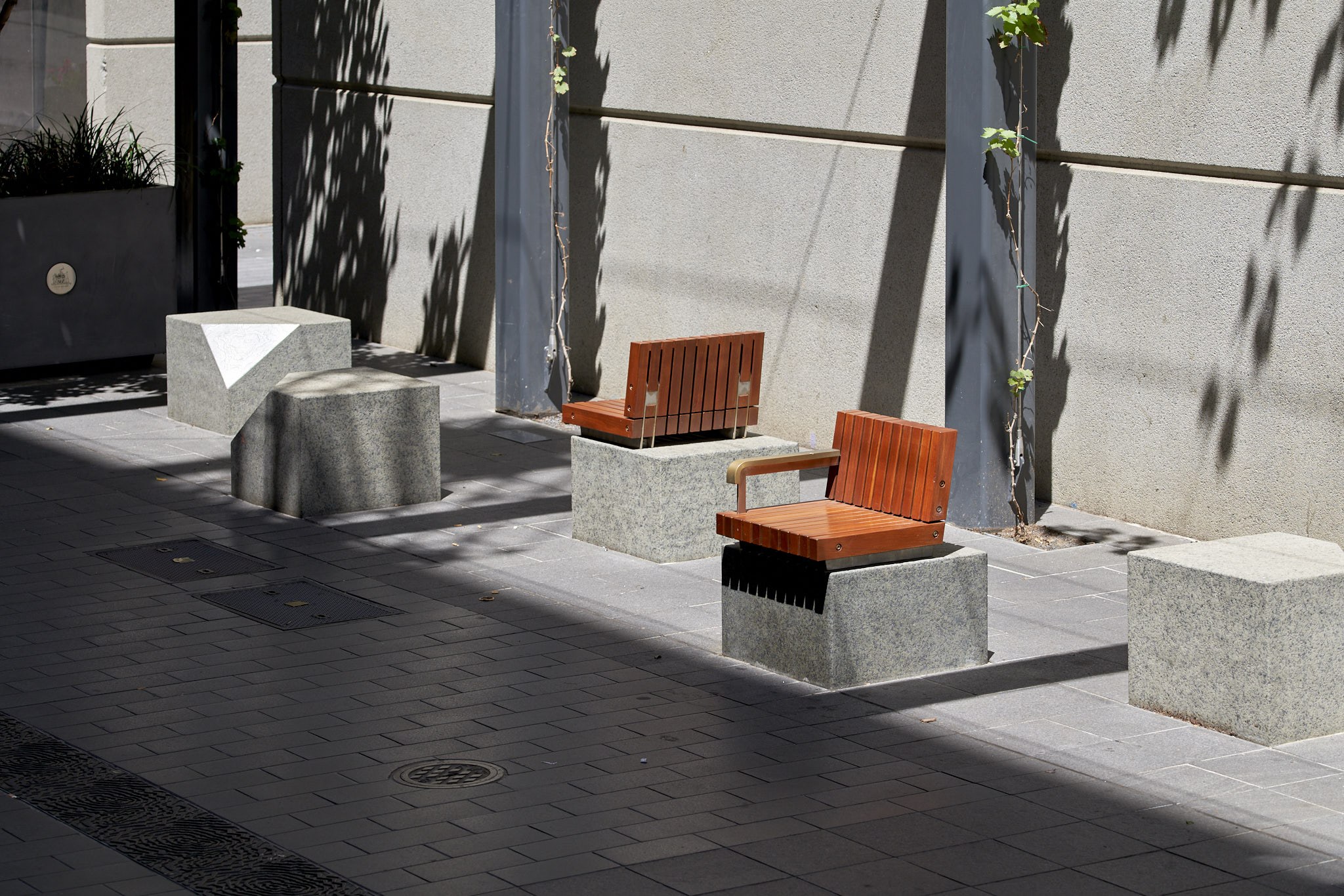 Geode (integrated granite seating and drainage grates) | Art in…